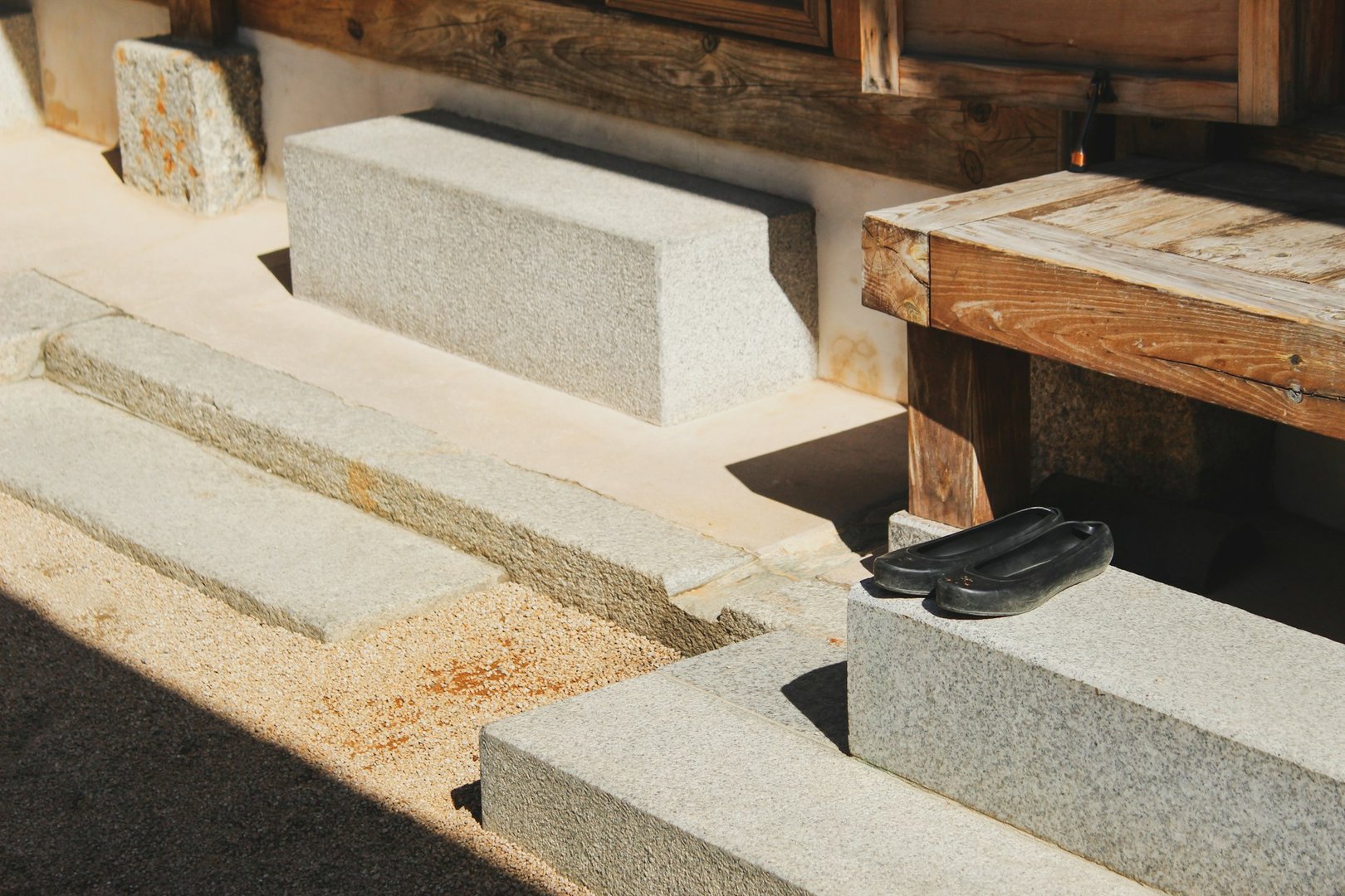 Seoul Adventure: From Shanghai to K-Pop's Heart